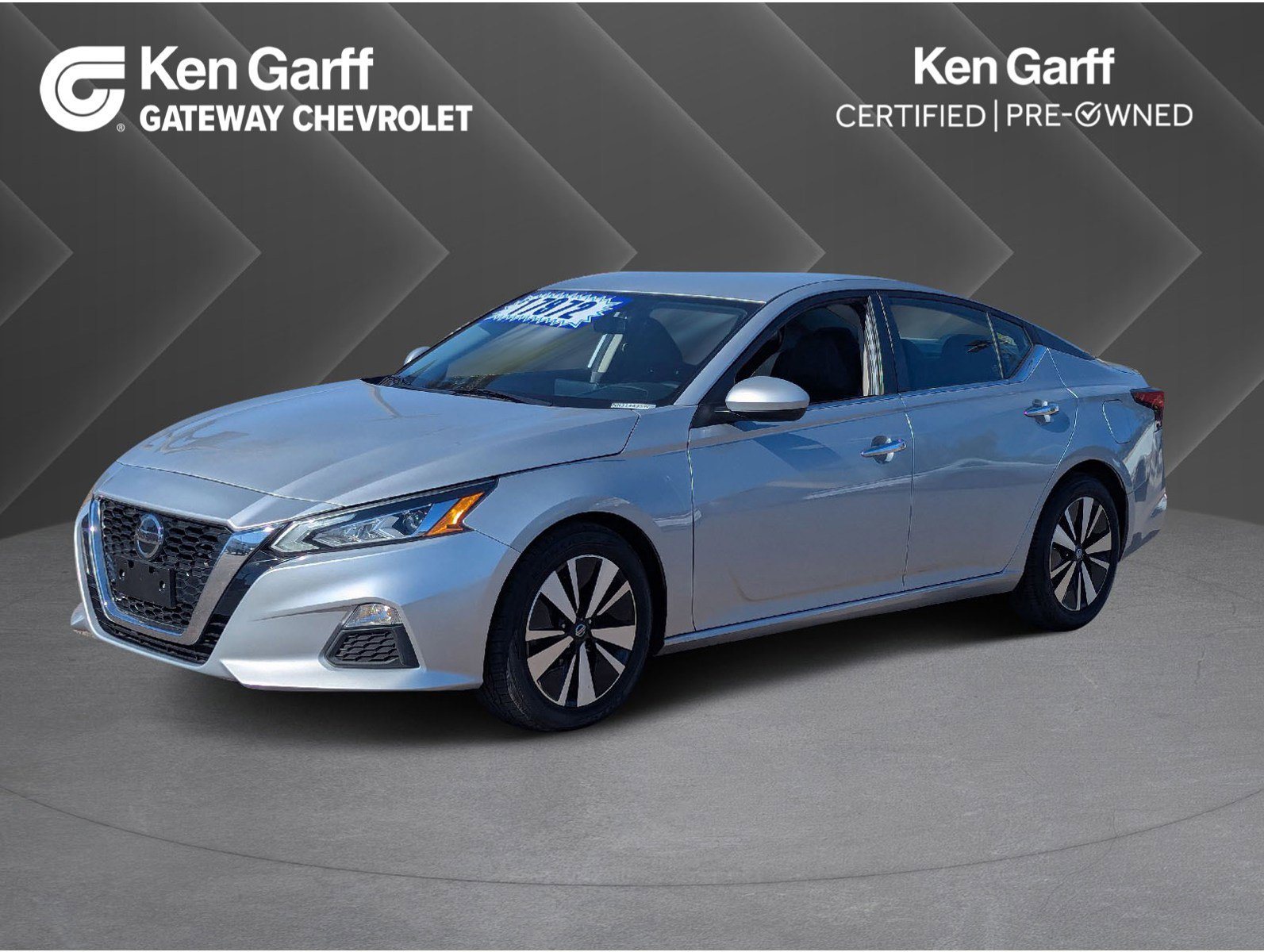 Used 2022 Nissan Altima 2.5 SV image 1