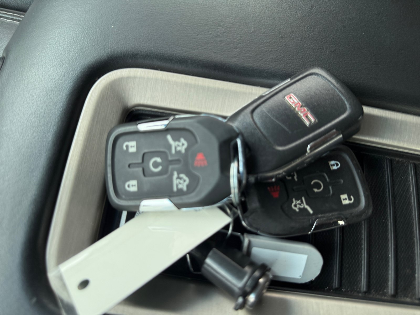 Used 2018 GMC Yukon Denali AWD/4WD image 23