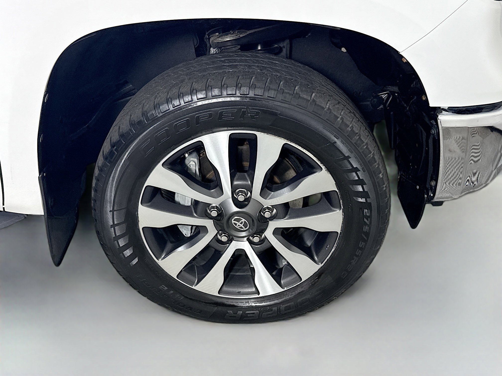 Used 2018 Toyota Tundra Limited w/ Limited Premium Package image 31