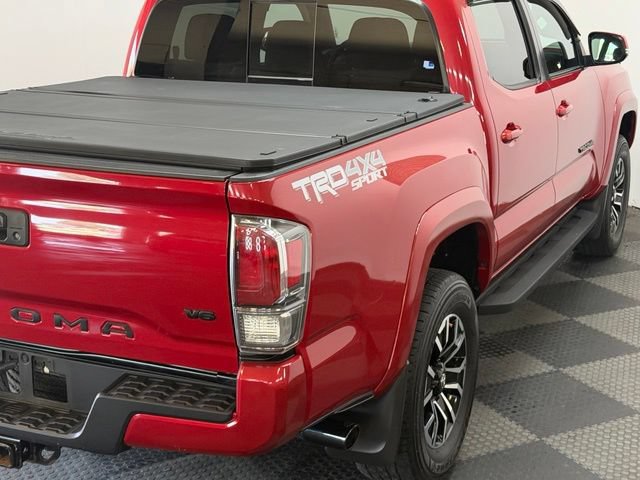 Used 2022 Toyota Tacoma TRD Sport AWD/4WD image 11