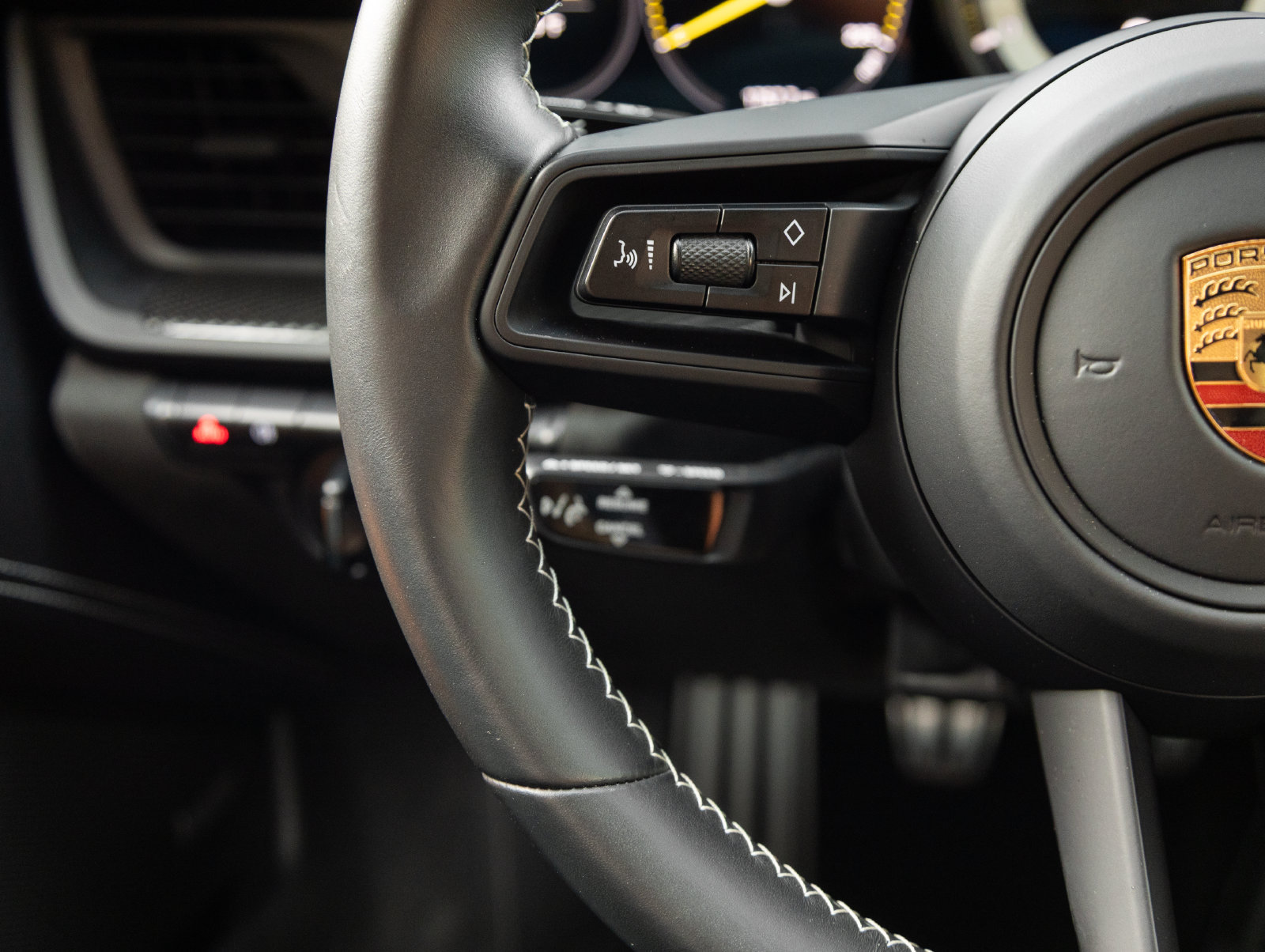 Certified 2022 Porsche 911 GT3 RWD image 15