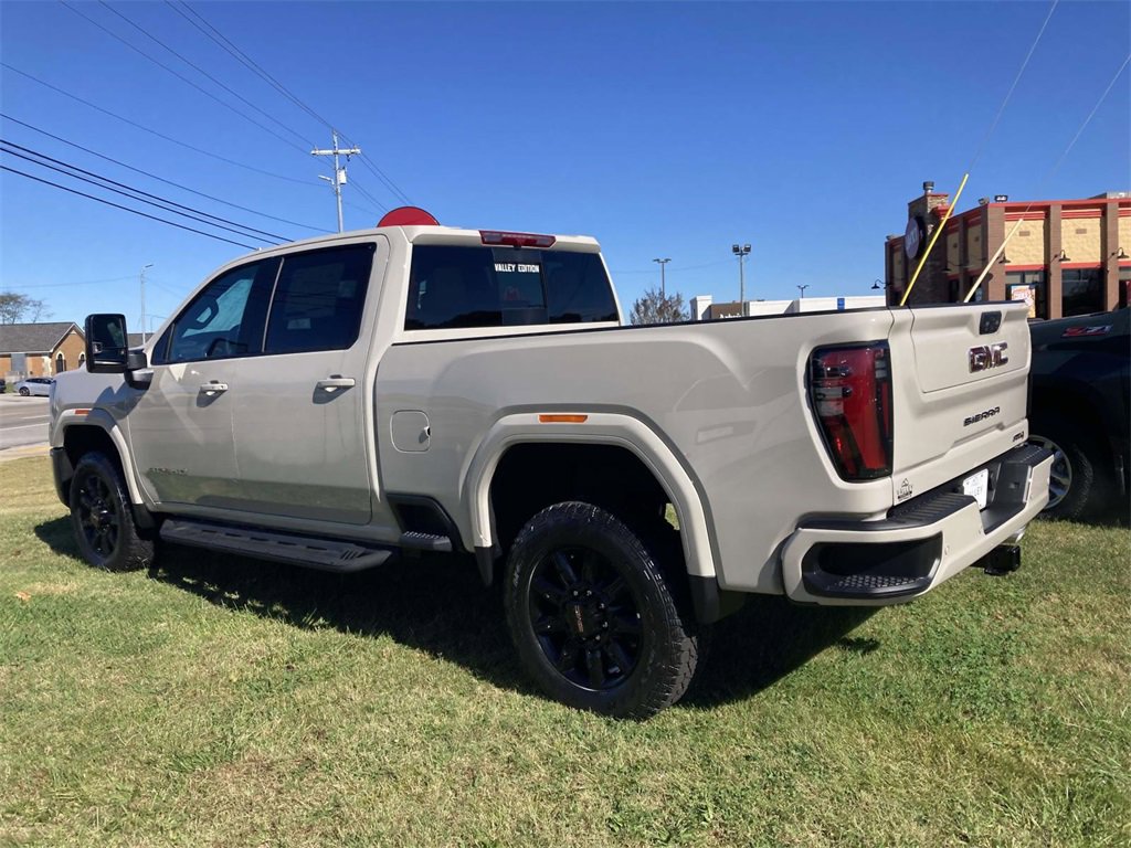 New 2026 GMC Sierra 2500 AT4 image 6