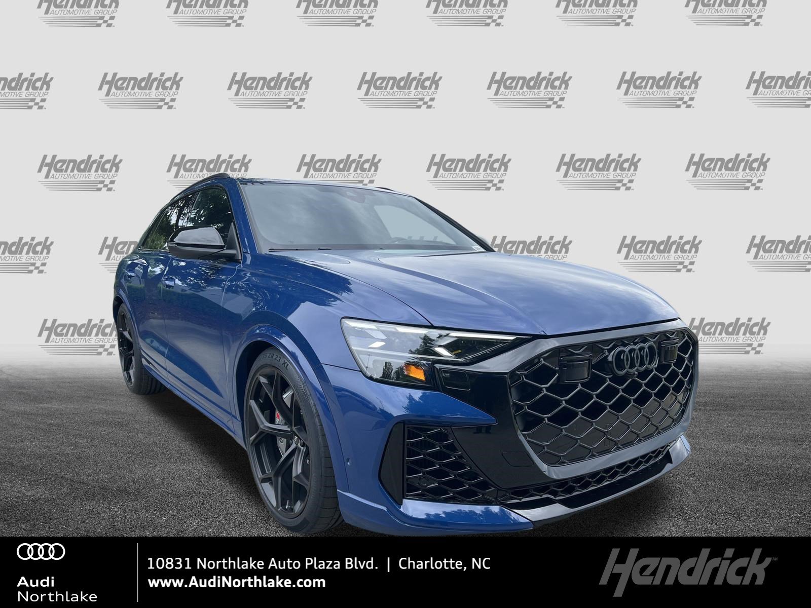 Certified 2025 Audi RS Q8 performance AWD/4WD image 1