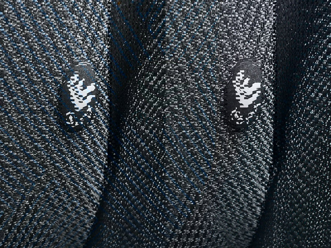 Used 2025 Nissan Versa SV w/ Trunk Package image 16