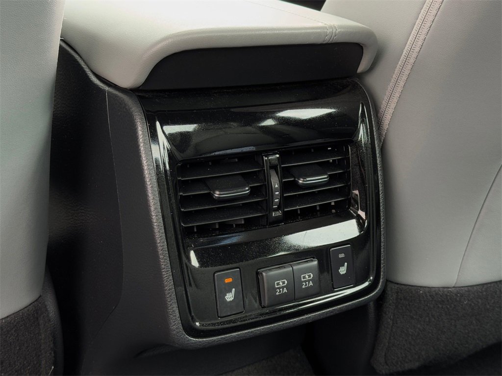 Certified 2019 Toyota Avalon Limited w/ Advanced Safety Package image 37