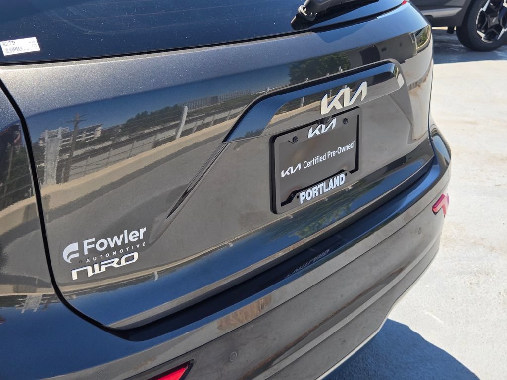 Used 2024 Kia Niro Wind w/ Wind Preserve Package FWD image 15