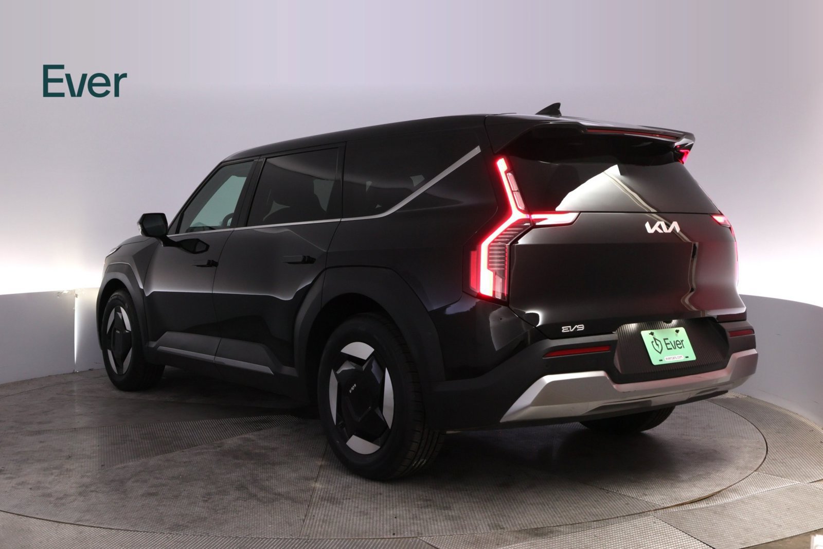 Used 2024 Kia EV9 Light Long Range RWD image 17