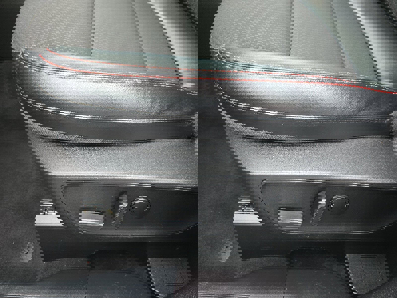 Certified 2023 Ford Escape ST-Line w/ Tech Pack #1 image 12