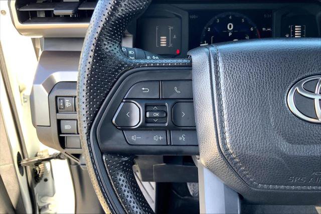 Certified 2026 Toyota Tacoma SR5 AWD/4WD image 23