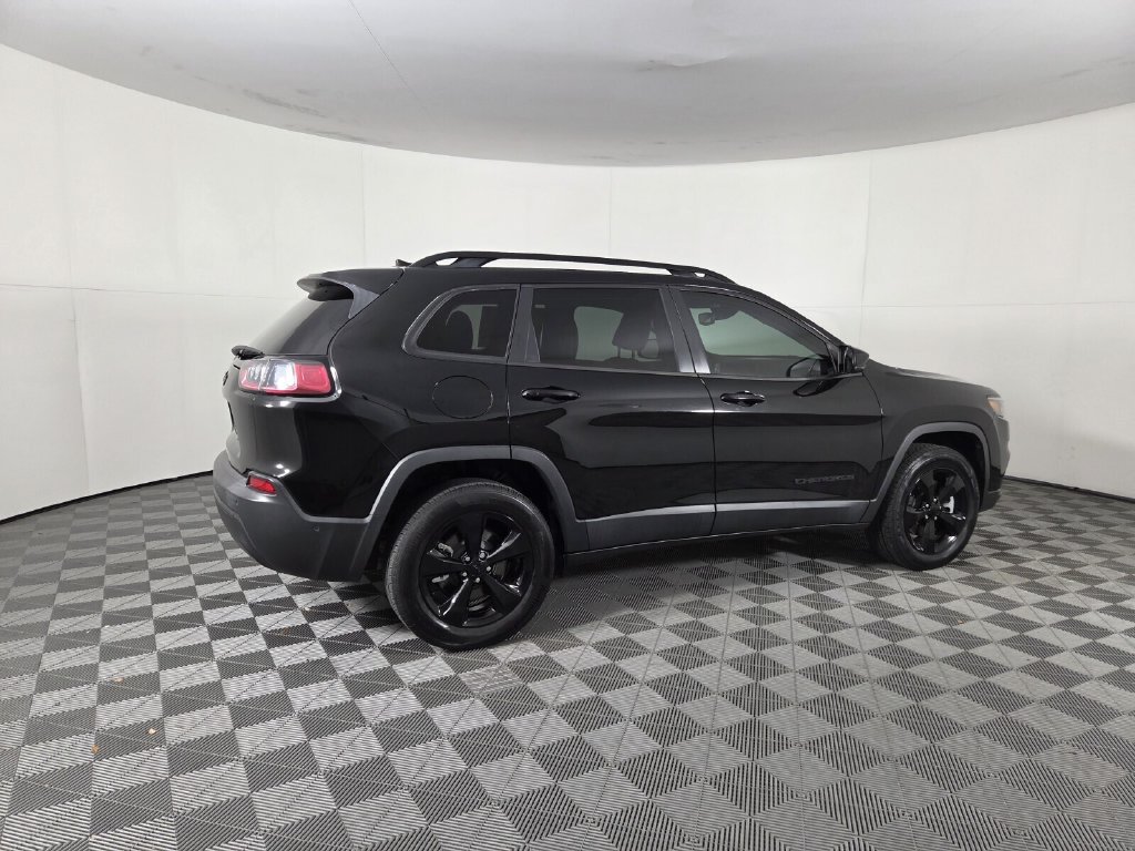 Used 2023 Jeep Cherokee Altitude Lux AWD/4WD image 4