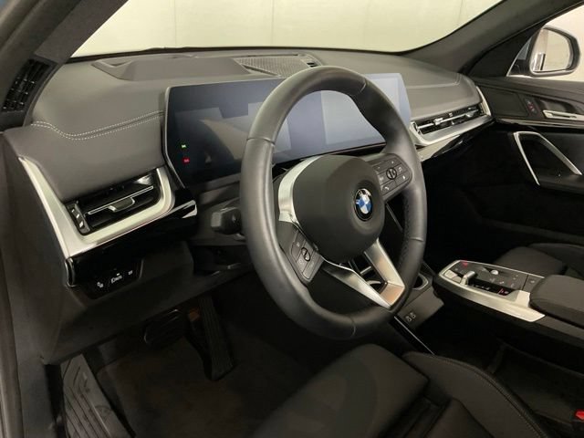 Certified 2025 BMW X2 xDrive28i AWD/4WD image 16