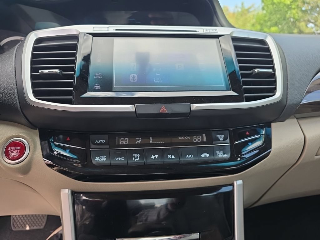 Used 2017 Honda Accord EX-L image 17