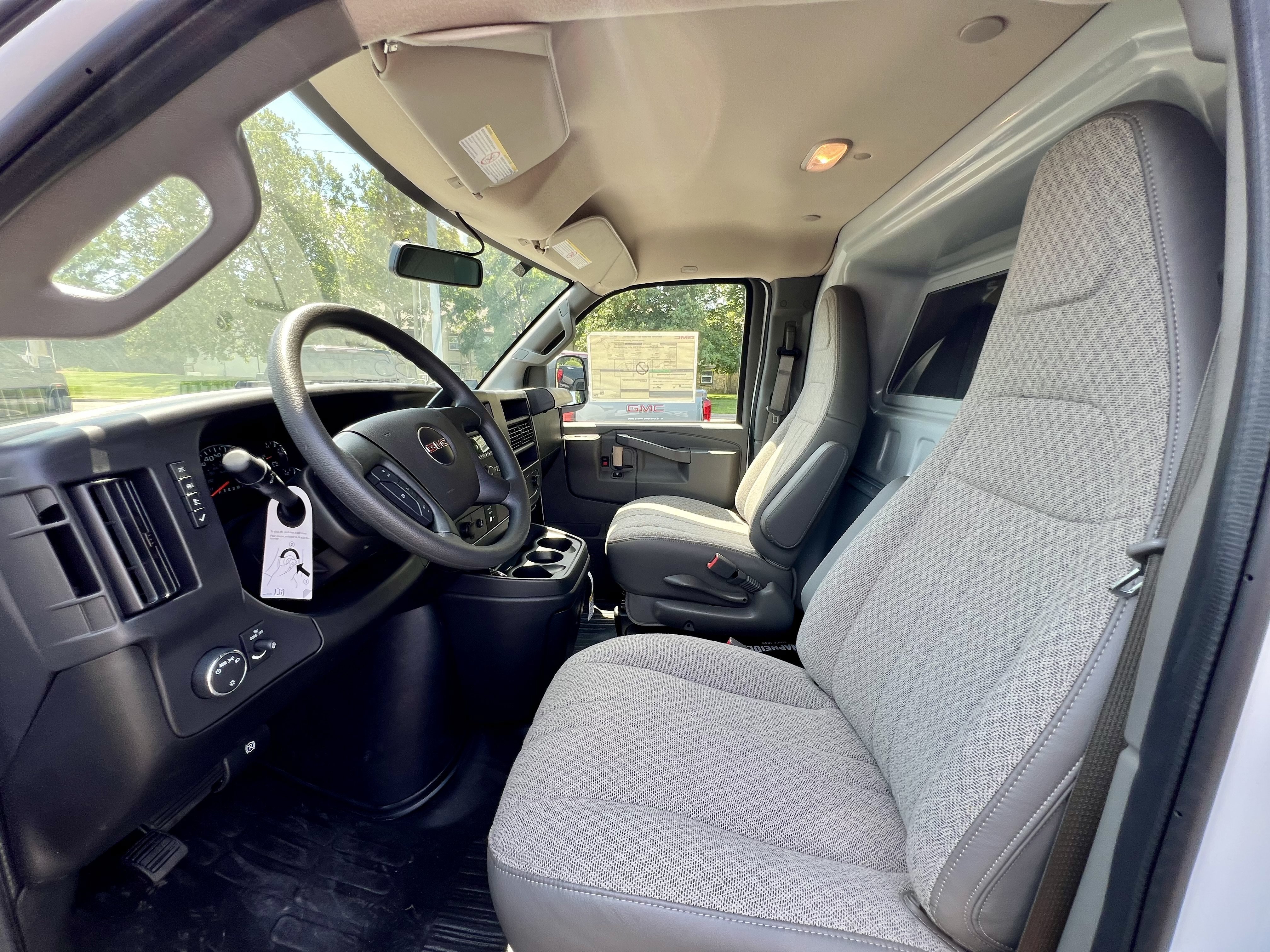 New 2026 GMC Savana 2500 w/ Driver Convenience Package RWD image 11