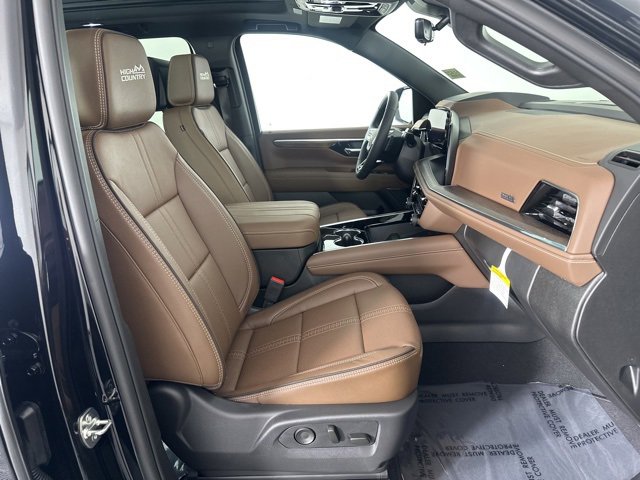 New 2026 Chevrolet Suburban High Country image 10