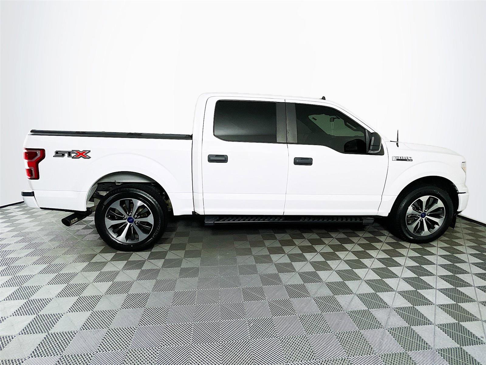 Used 2020 Ford F150 XL w/ Equipment Group 101A Mid image 11