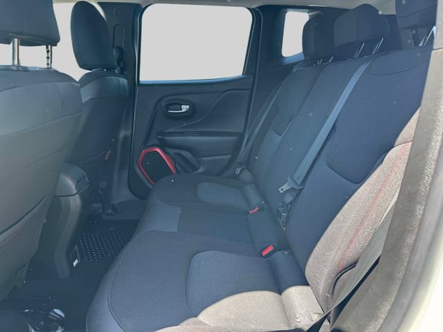 Used 2017 Jeep Renegade Trailhawk AWD/4WD image 15