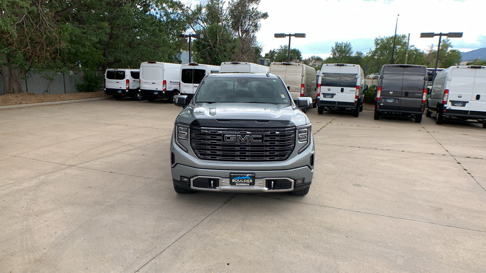 Used 2025 GMC Sierra 1500 Denali Ultimate AWD/4WD image 8