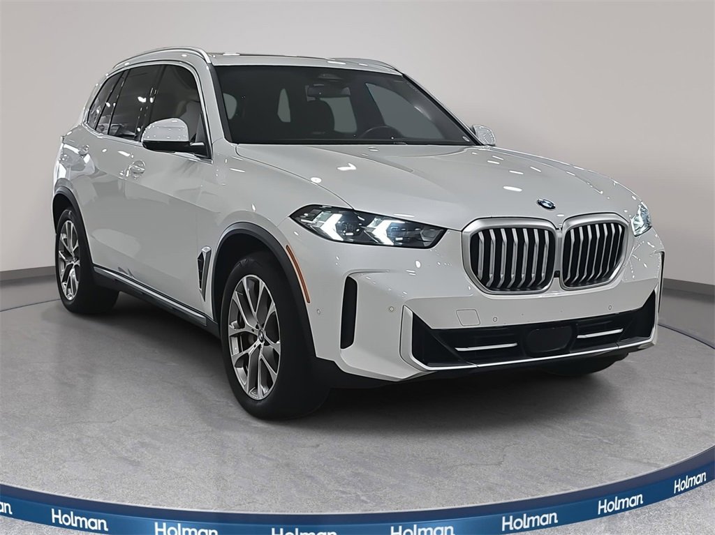 Certified 2024 BMW X5 xDrive40i w/ Parking Assistance Package image 4