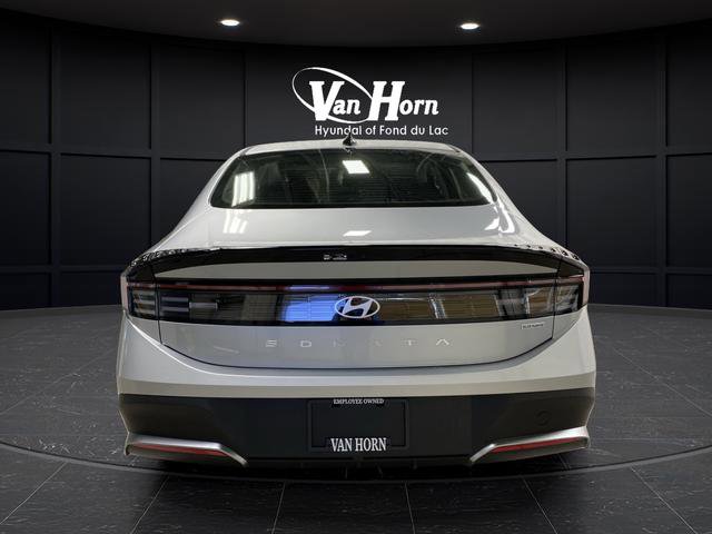New 2026 Hyundai Sonata Blue FWD image 11