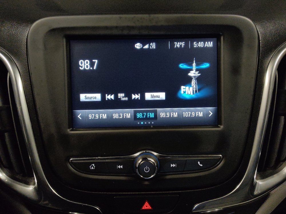 Used 2018 Chevrolet Equinox LS FWD image 25