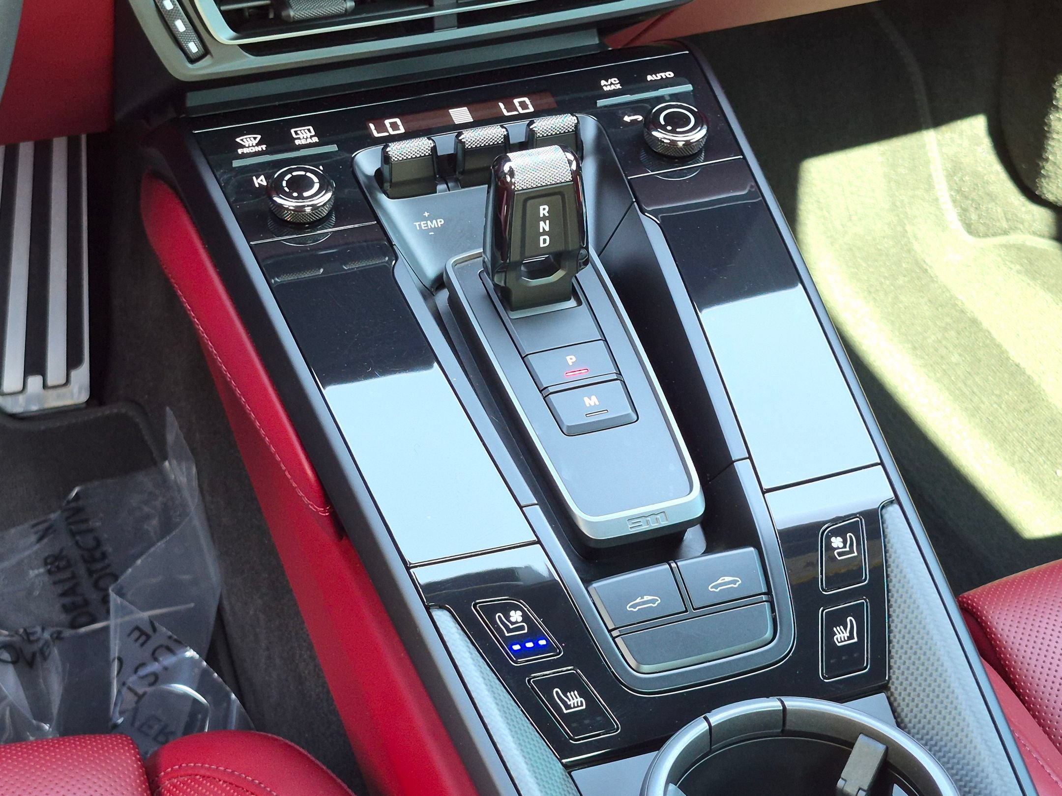 Certified 2024 Porsche 911 Targa 4 GTS AWD/4WD image 18