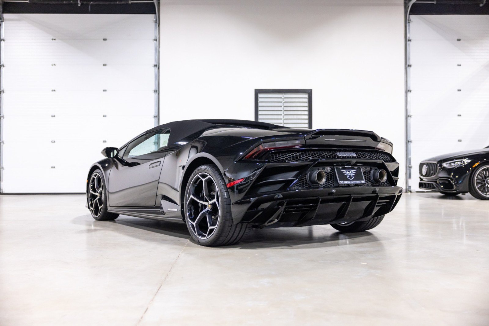 Used 2023 Lamborghini Huracan EVO AWD/4WD image 6
