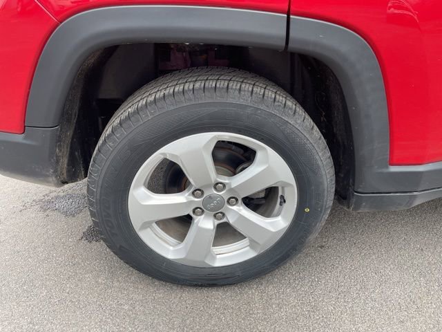 Used 2019 Jeep Compass Latitude w/ Popular Equipment Group image 30