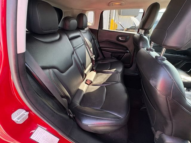 Used 2019 Jeep Compass Limited FWD image 28