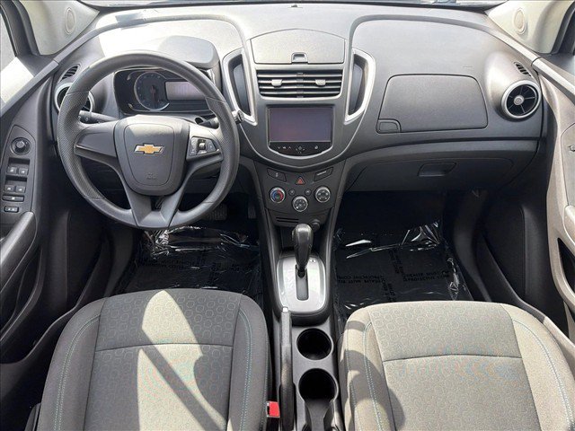 Used 2015 Chevrolet Trax LS FWD image 24