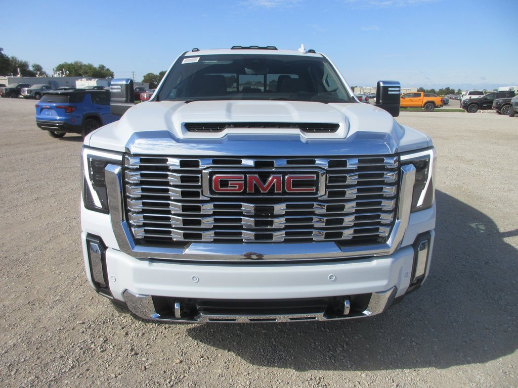 New 2026 GMC Sierra 2500 Denali w/ Denali Reserve Package image 12