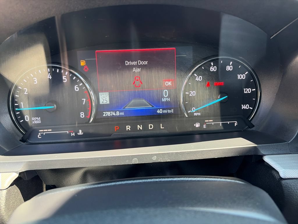Used 2023 Ford Explorer XLT w/ Equipment Group 202A AWD/4WD image 18
