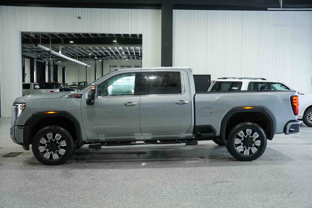 Used 2025 GMC Sierra 2500 Denali w/ Denali Reserve Package image 7