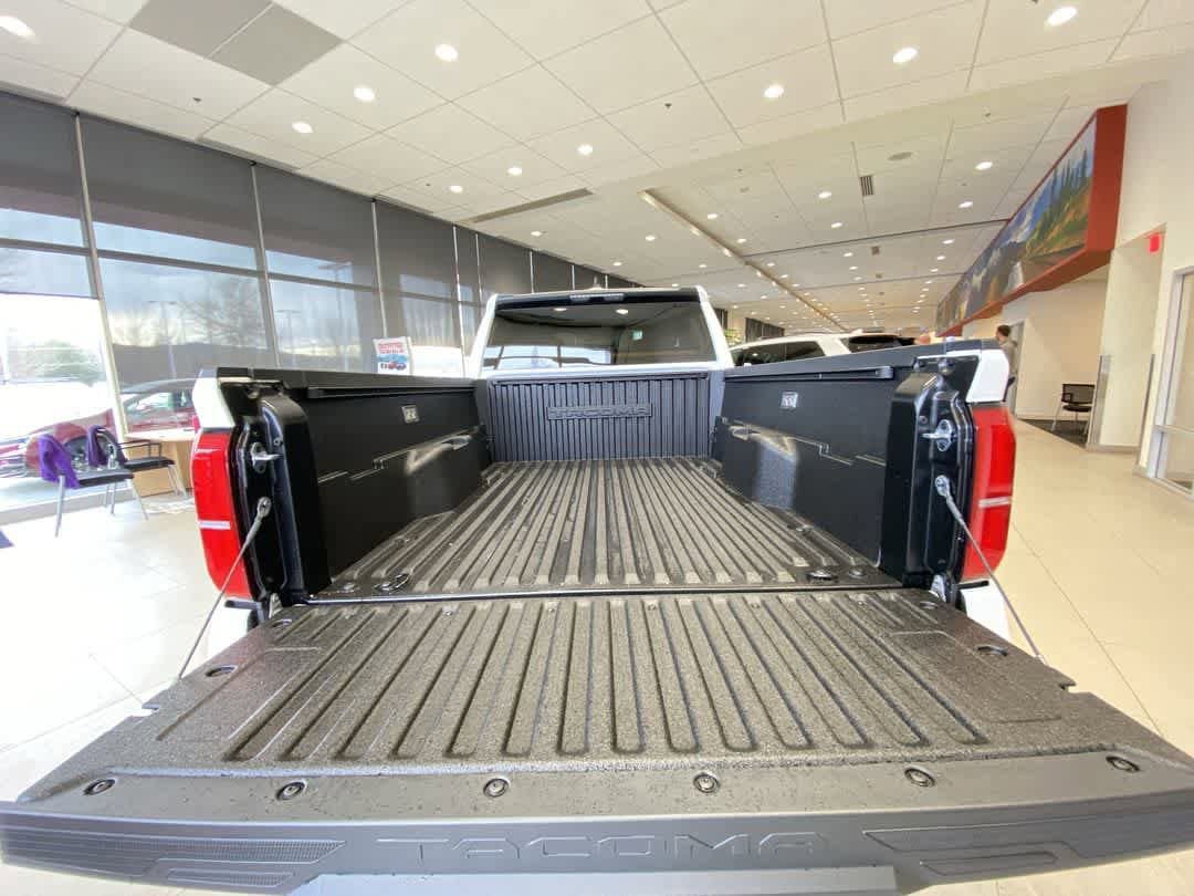 Certified 2026 Toyota Tacoma SR5 image 24