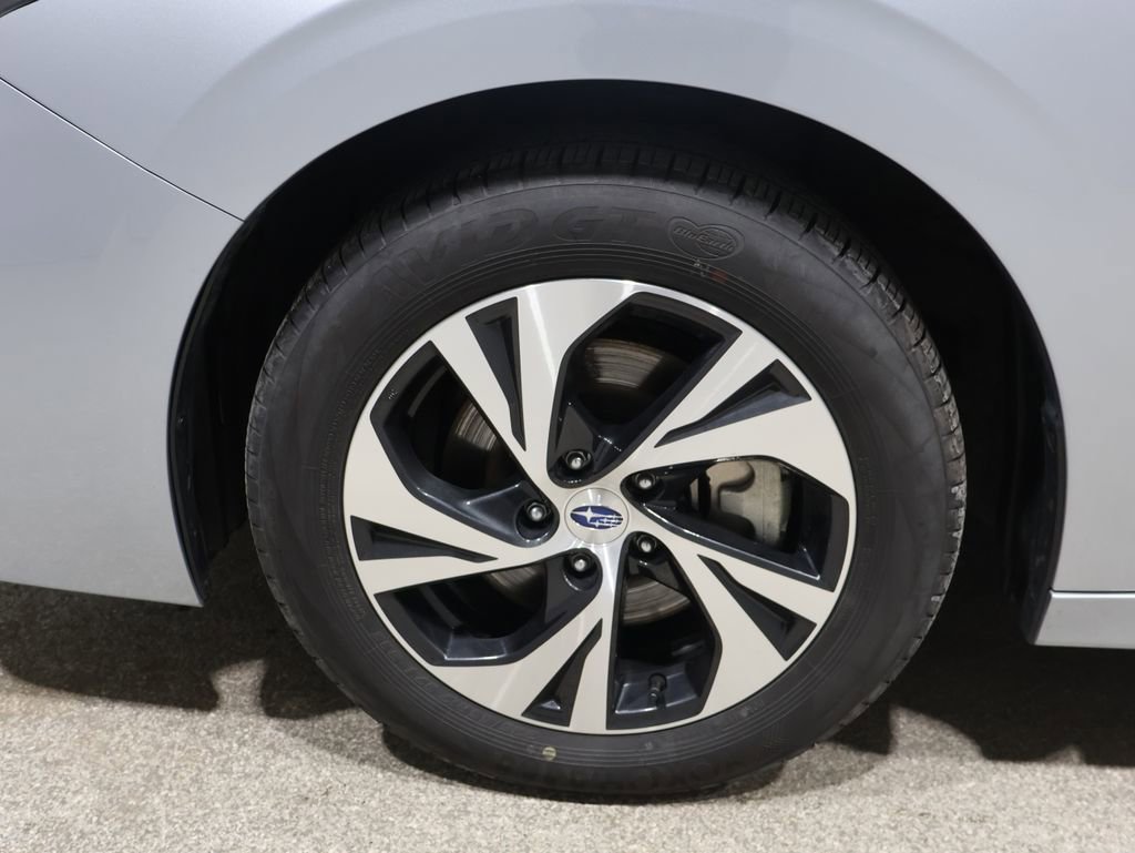 Used 2025 Subaru Legacy Premium image 9