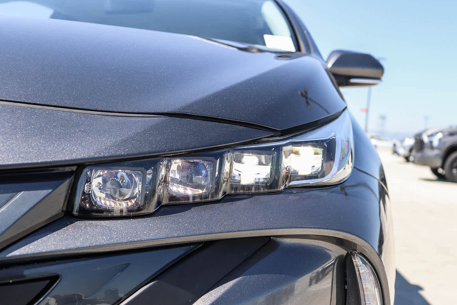 Used 2022 Toyota Prius Prime XLE image 7