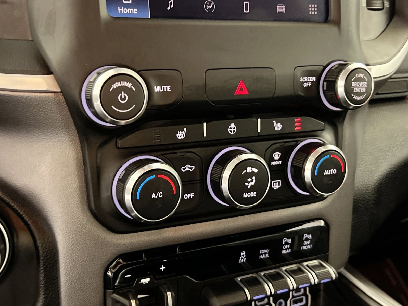 Used 2022 RAM 1500 Big Horn AWD/4WD image 22