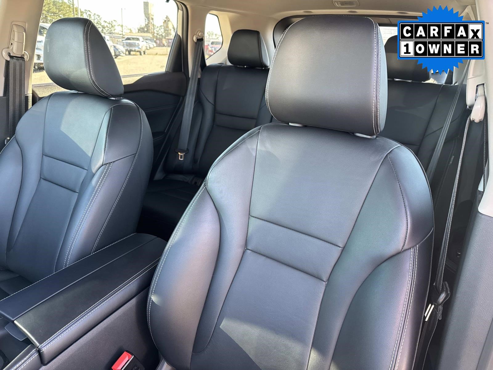 Used 2023 Nissan Rogue SL w/ SL Premium Package image 23