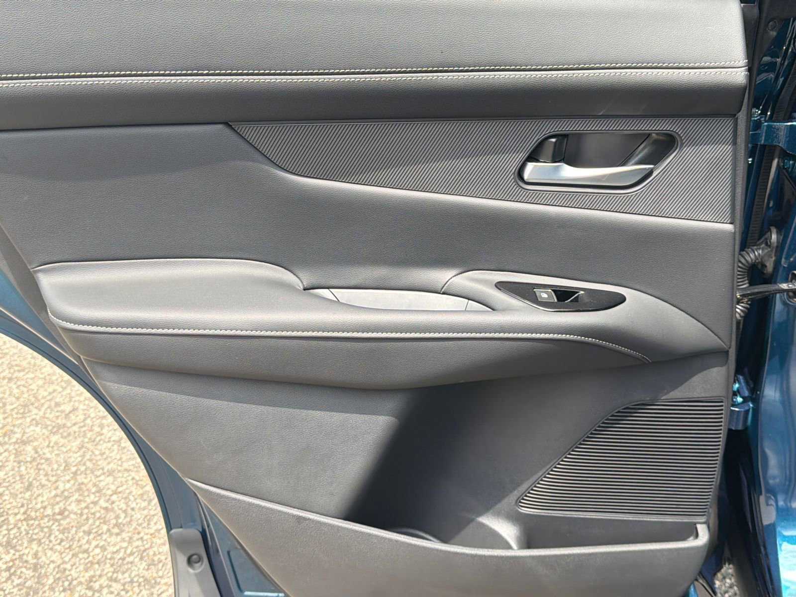 Certified 2025 Nissan Murano SL w/ Cargo Package AWD/4WD image 22