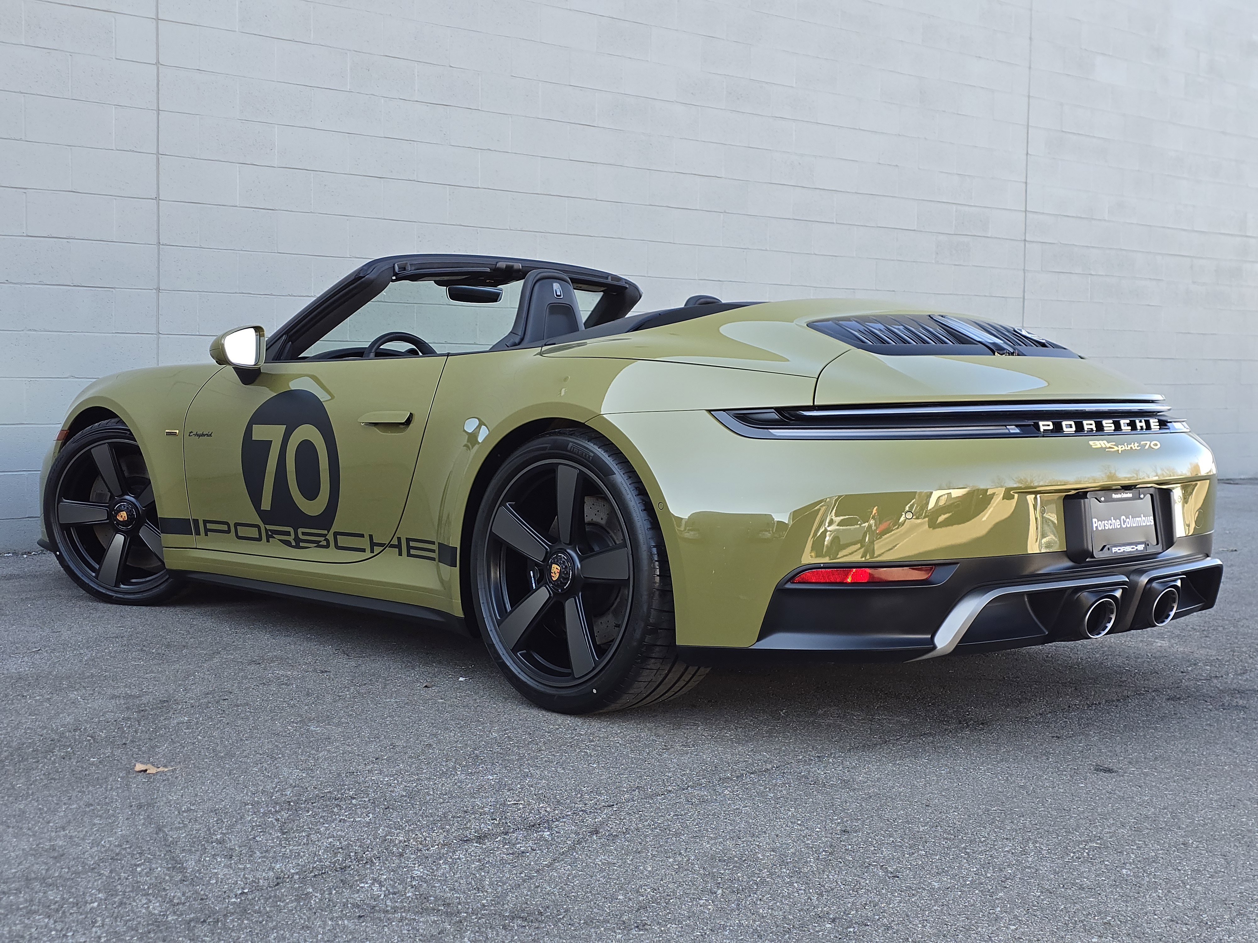 New 2026 Porsche 911 Carrera GTS image 3