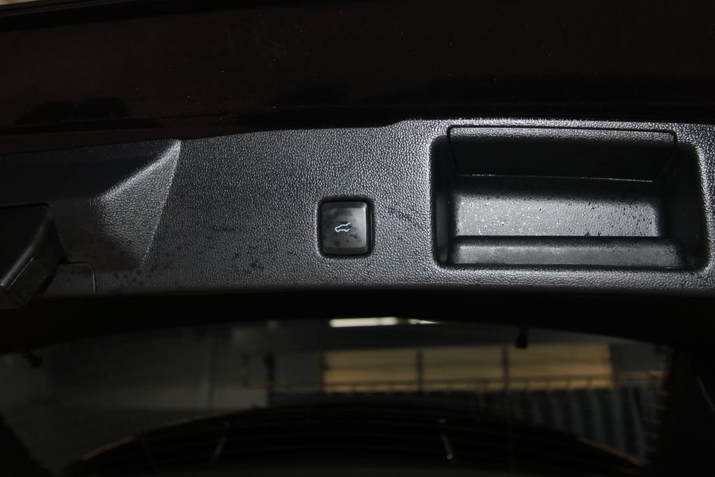 Used 2023 Ford Escape Active AWD/4WD image 34