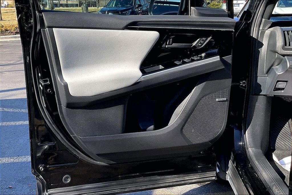 Used 2024 Subaru Solterra Touring w/ Touring Package image 26