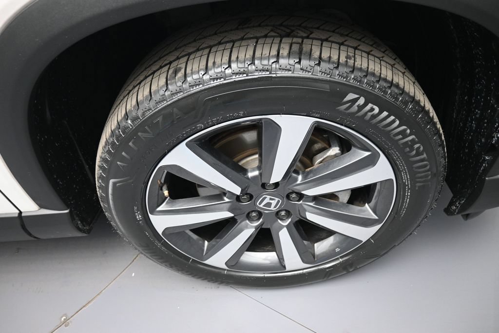 Certified 2024 Honda Pilot Touring image 13