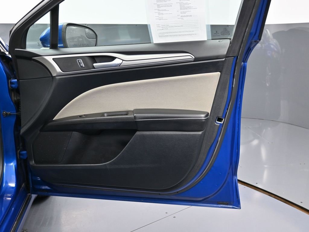 Used 2018 Ford Fusion S image 34