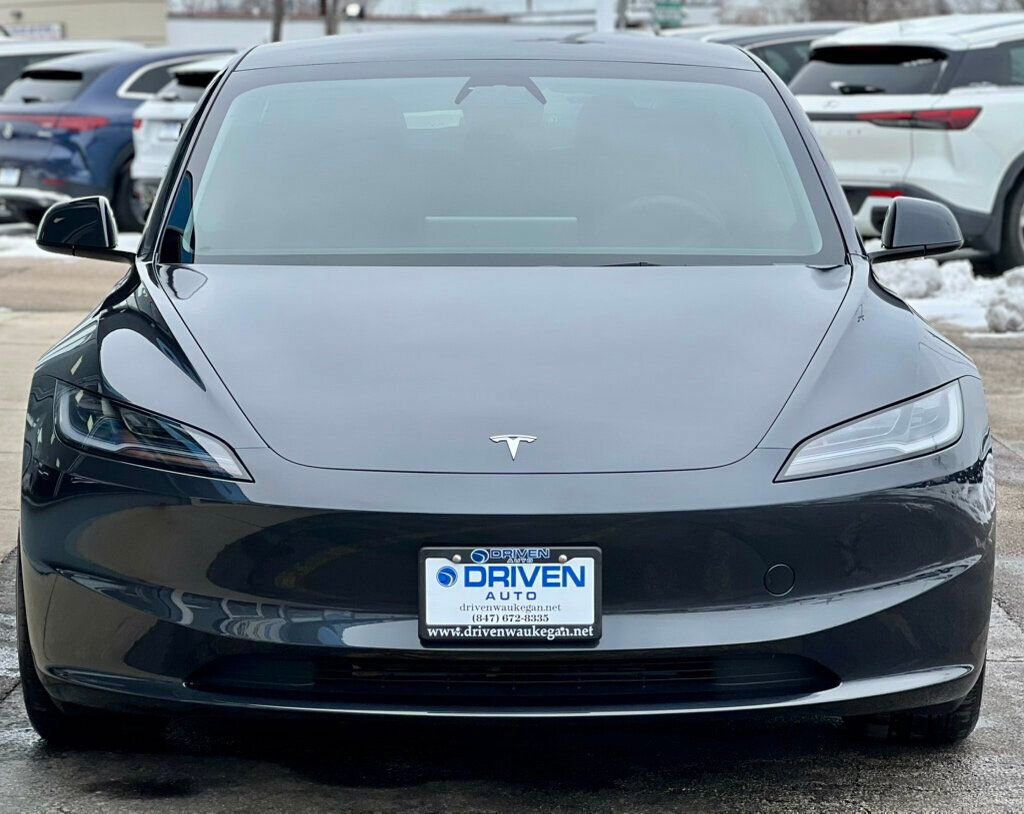 Used 2025 Tesla Model 3 Long Range image 38
