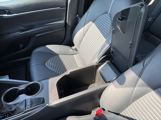 Used 2023 Toyota Camry SE FWD image 20