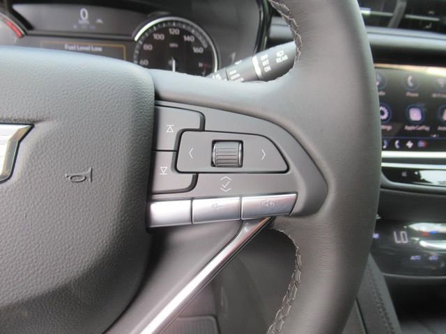 New 2025 Cadillac XT6 Luxury image 18