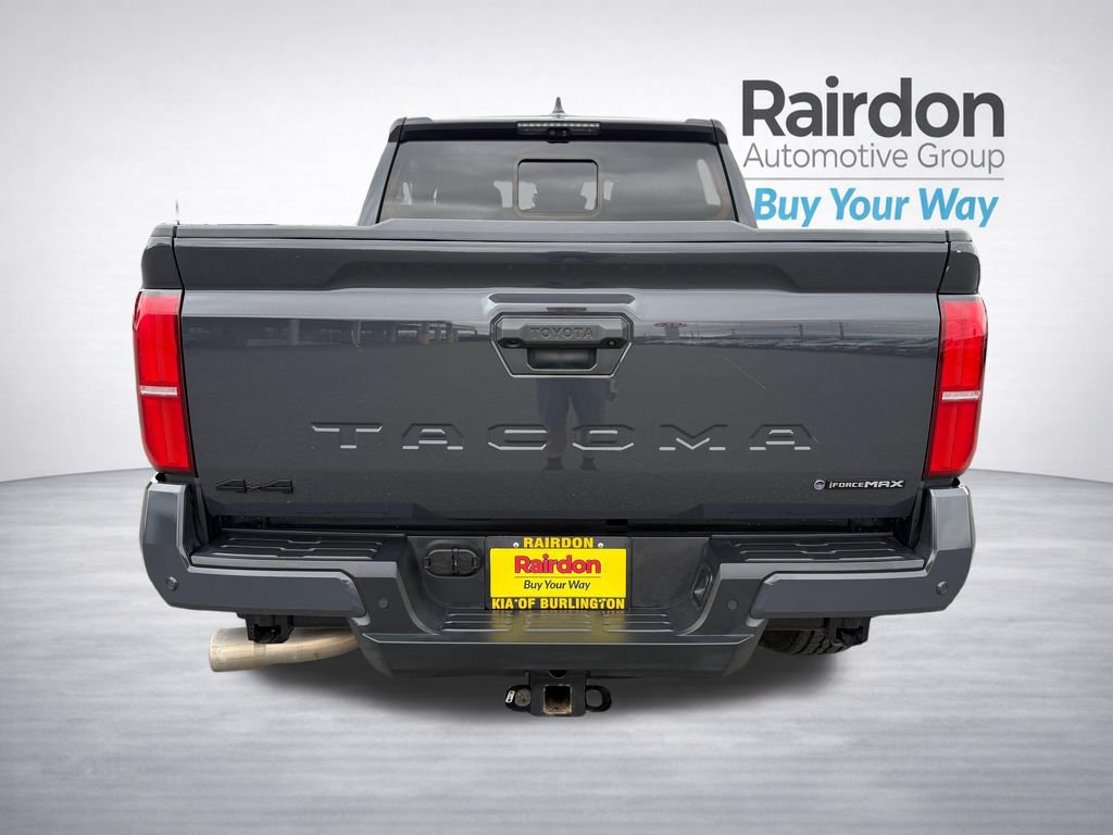 Used 2024 Toyota Tacoma TRD Sport AWD/4WD image 6