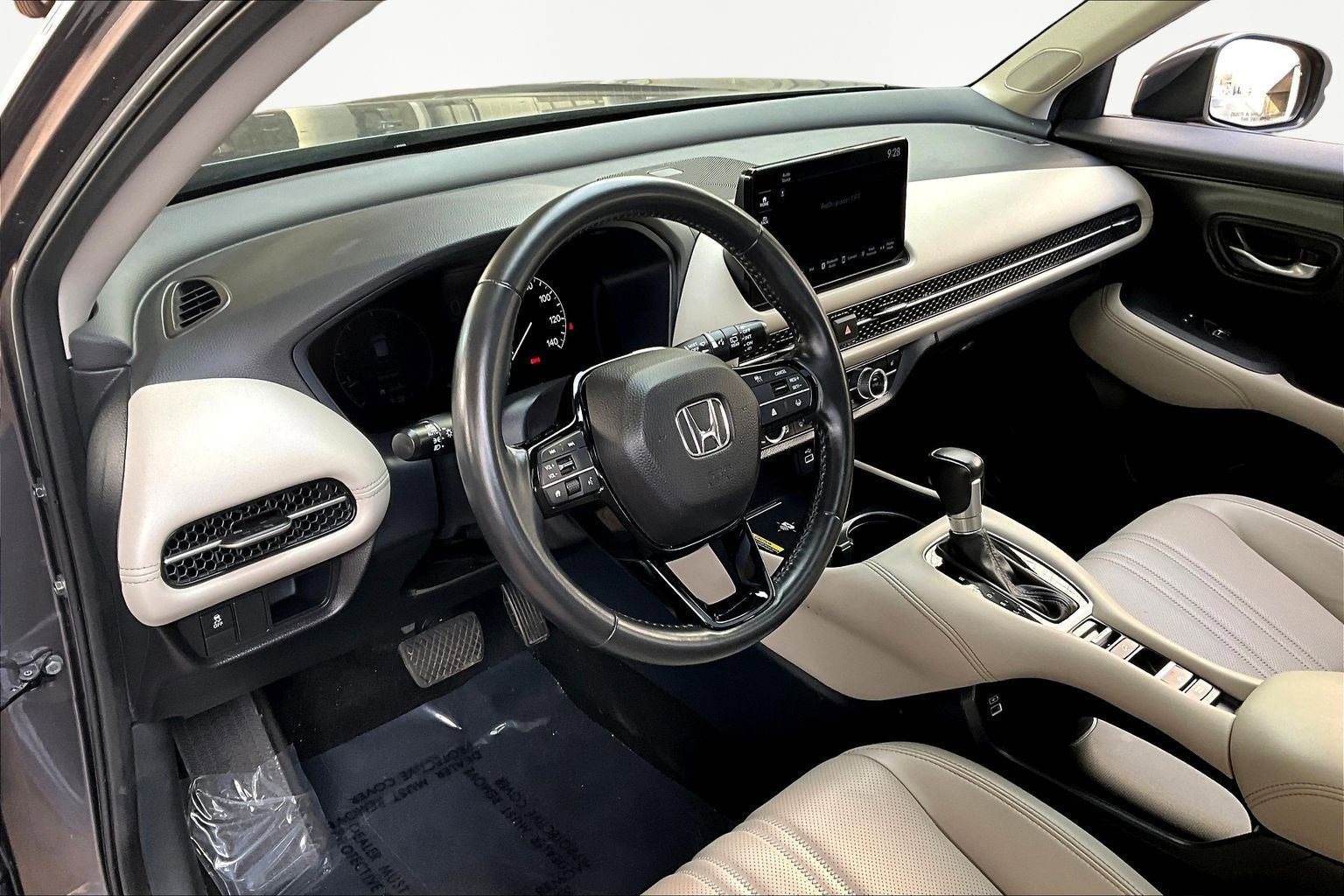 Used 2023 Honda HR-V EX-L image 17