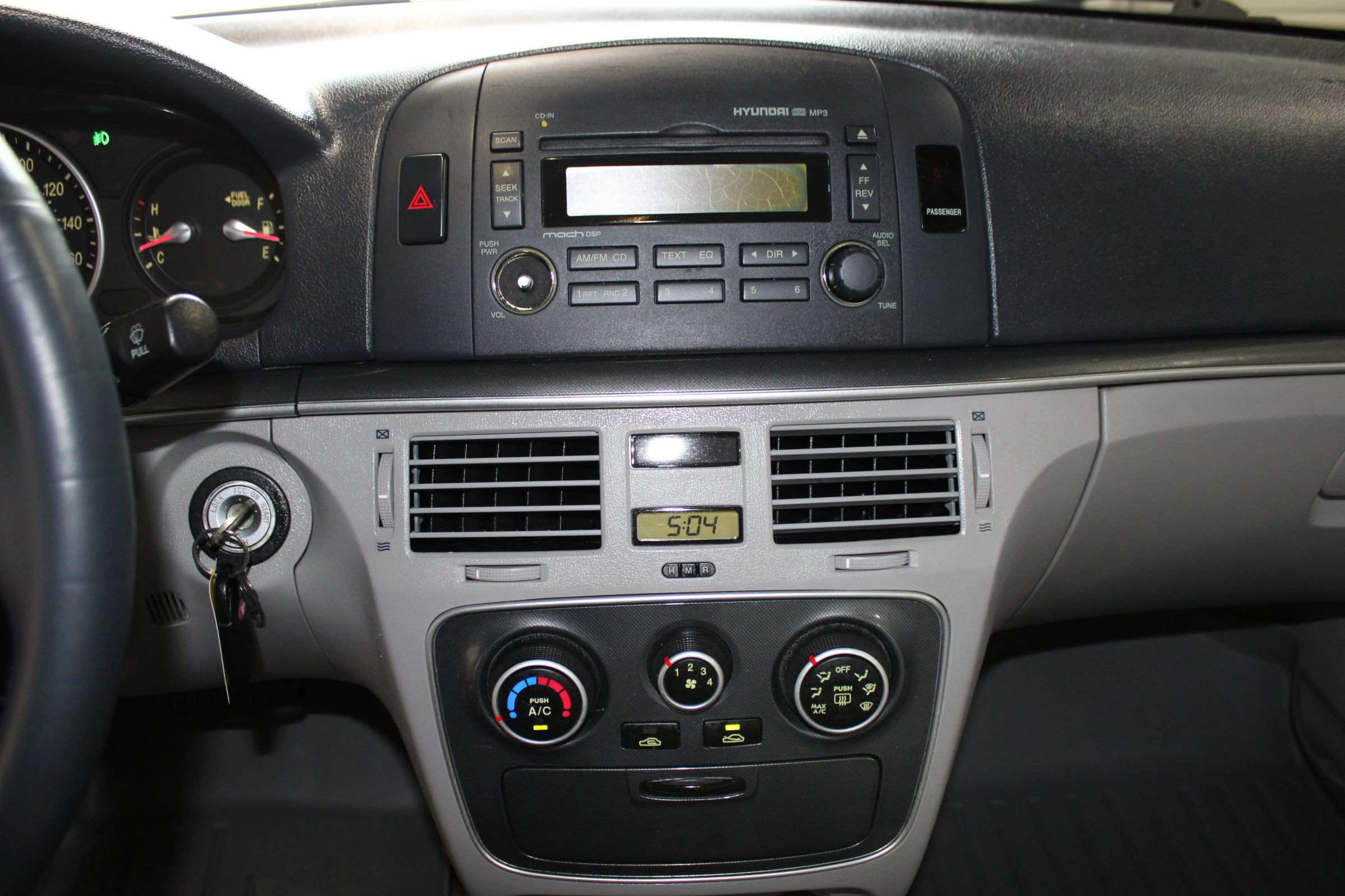 Used 2006 Hyundai Sonata GLS FWD image 16