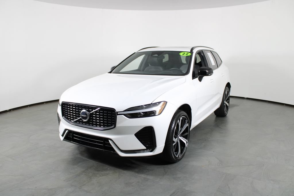 Used 2022 Volvo XC60 B5 R-Design w/ Protection Package Premier FWD image 2